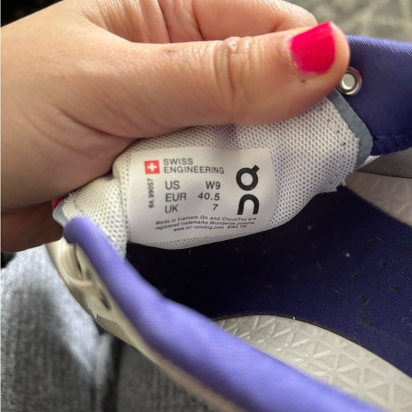 On Running White and Purple Sneakers - Picture 7 of 7